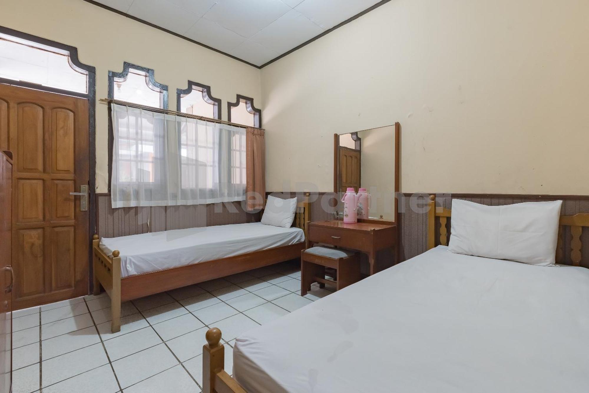 Homestay Pkpn Garut Mitra Reddoorz Luaran gambar